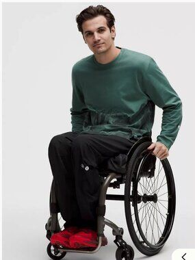 Lululemon ABC Seated-Fit Relaxed 5 Pocket pant